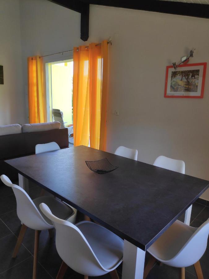 Les Galets Appartement Deshaies Buitenkant foto